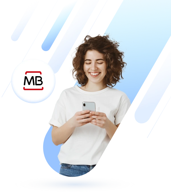 Person paying with MB Way